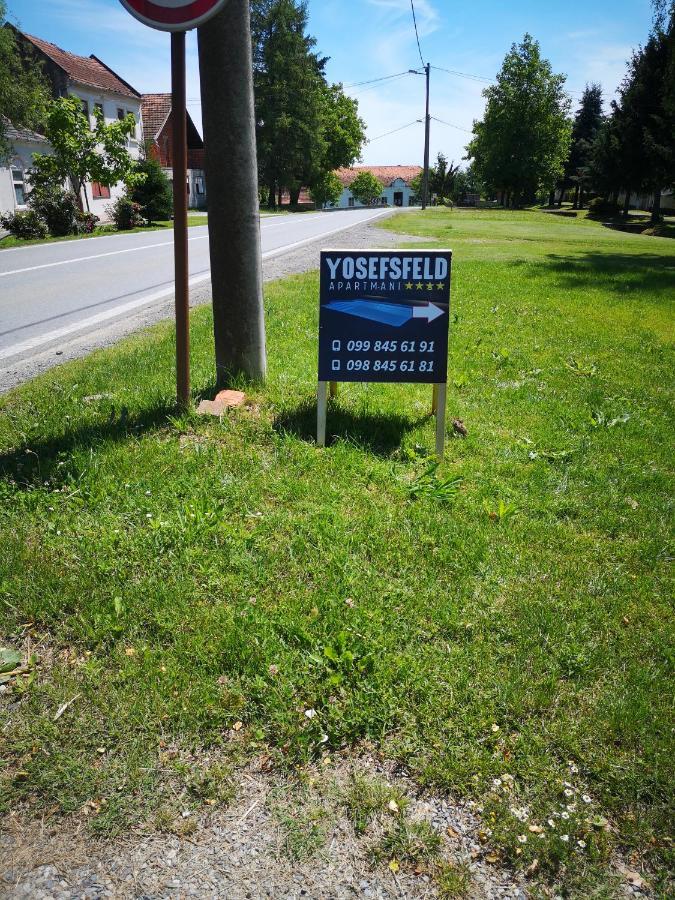 Kutjevo Yosefsfeld Bed & Breakfast エクステリア 写真