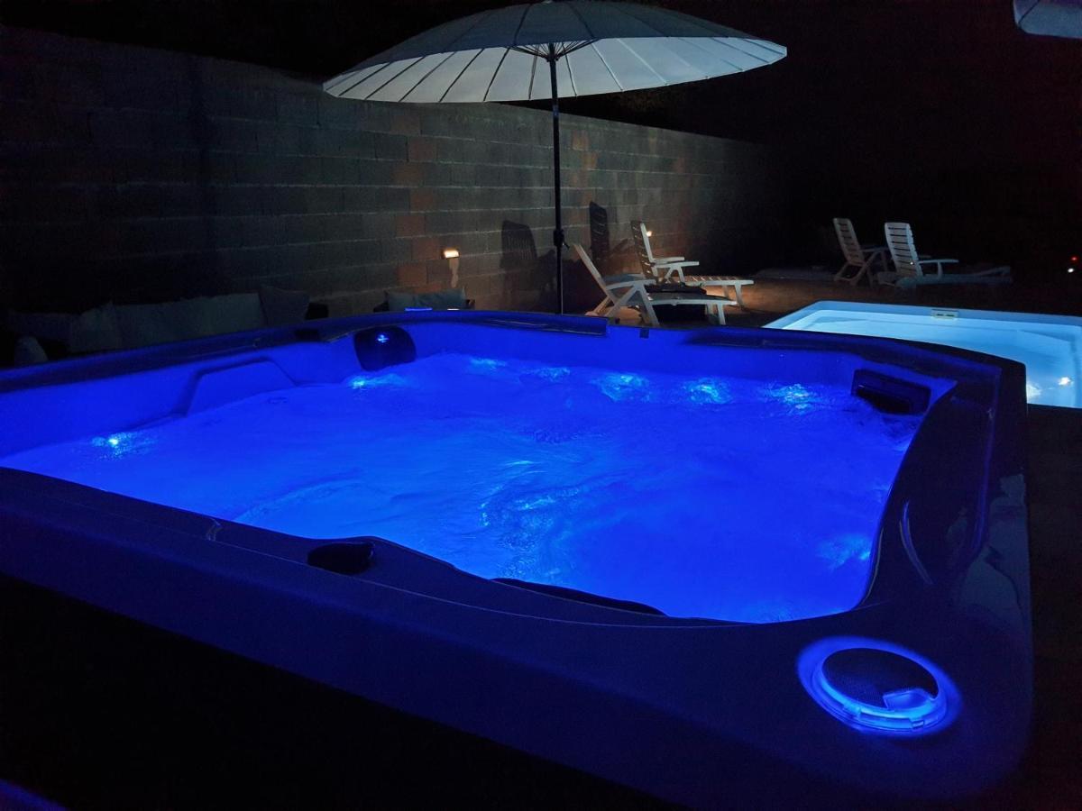 Kutjevo Yosefsfeld Bed & Breakfast エクステリア 写真