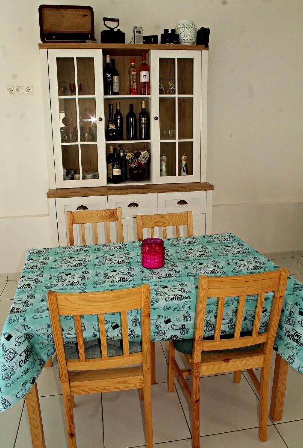 Kutjevo Yosefsfeld Bed & Breakfast エクステリア 写真